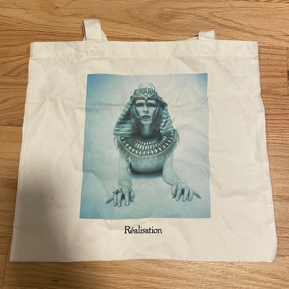 Realisation Par - Bowie Tote in White and Blue